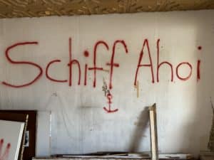 Schiff Ahoi ist im Haus